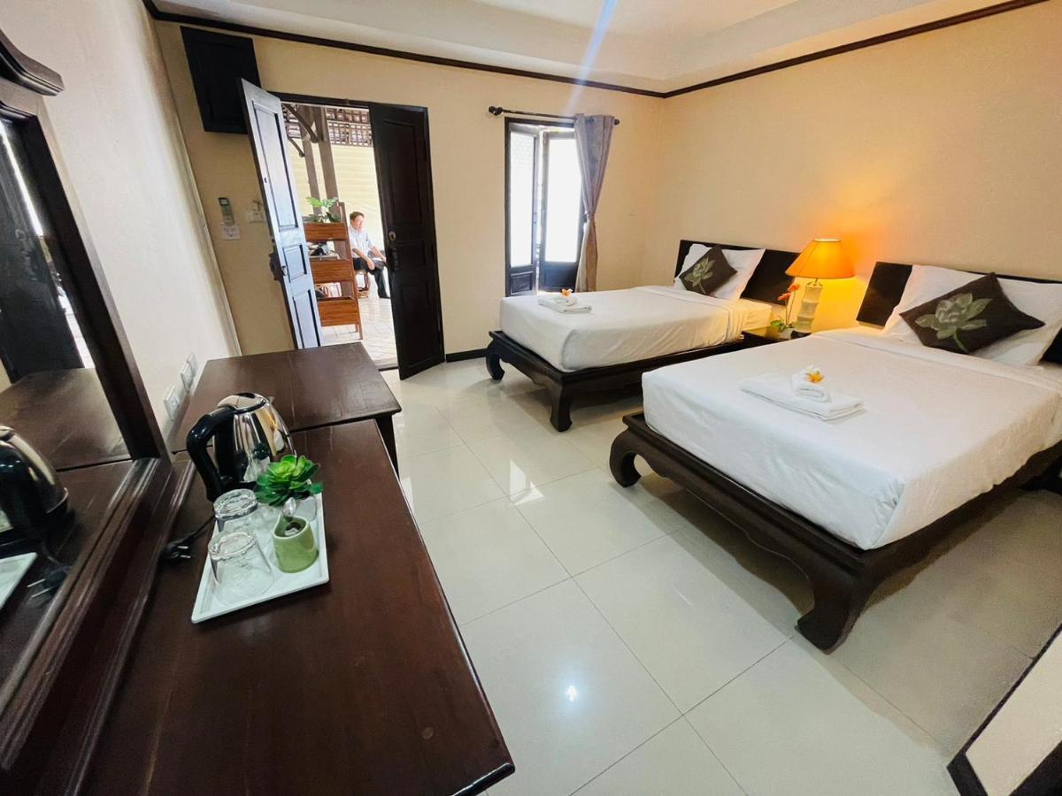 Na Thapae Chiangmai Hotel เชียงใหม่ ภายนอก รูปภาพ