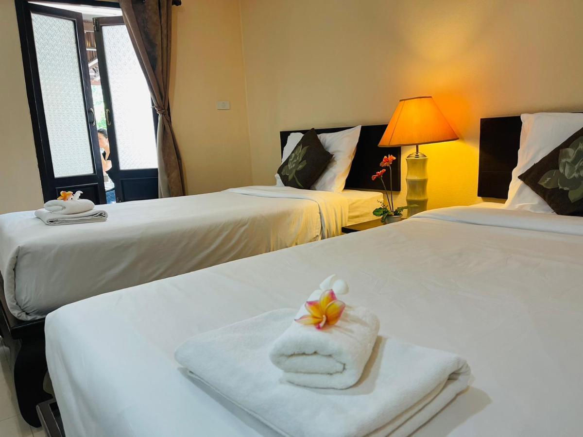 Na Thapae Chiangmai Hotel เชียงใหม่ ภายนอก รูปภาพ