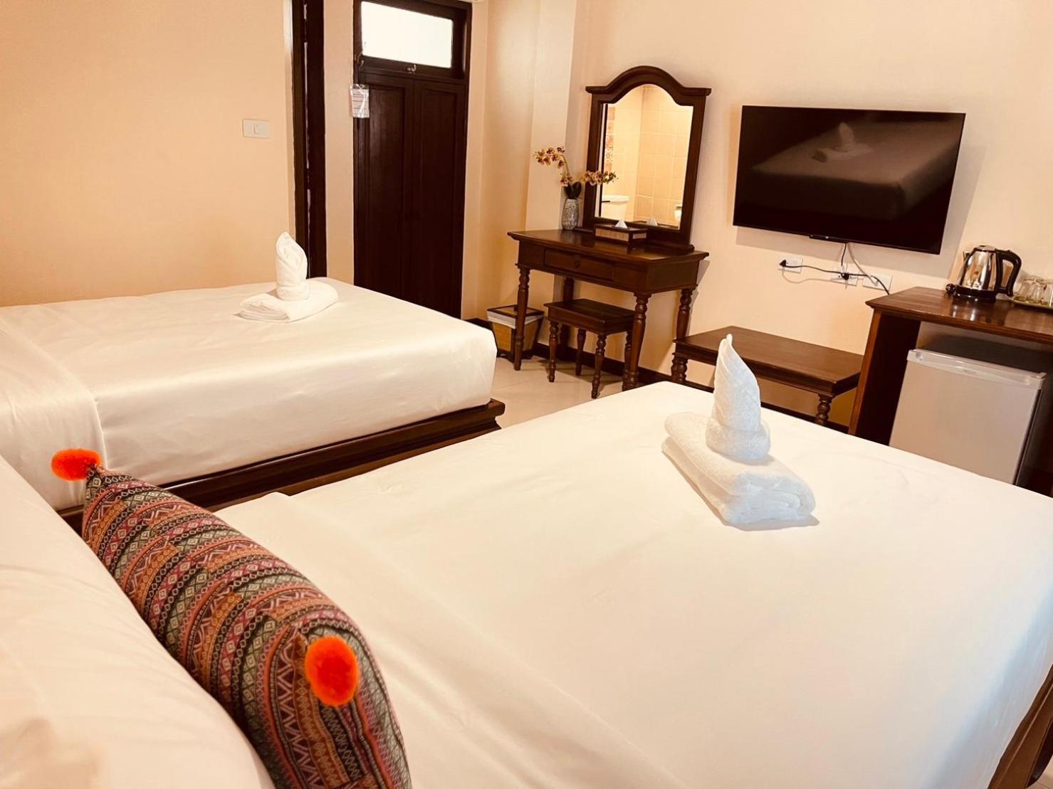 Na Thapae Chiangmai Hotel เชียงใหม่ ภายนอก รูปภาพ