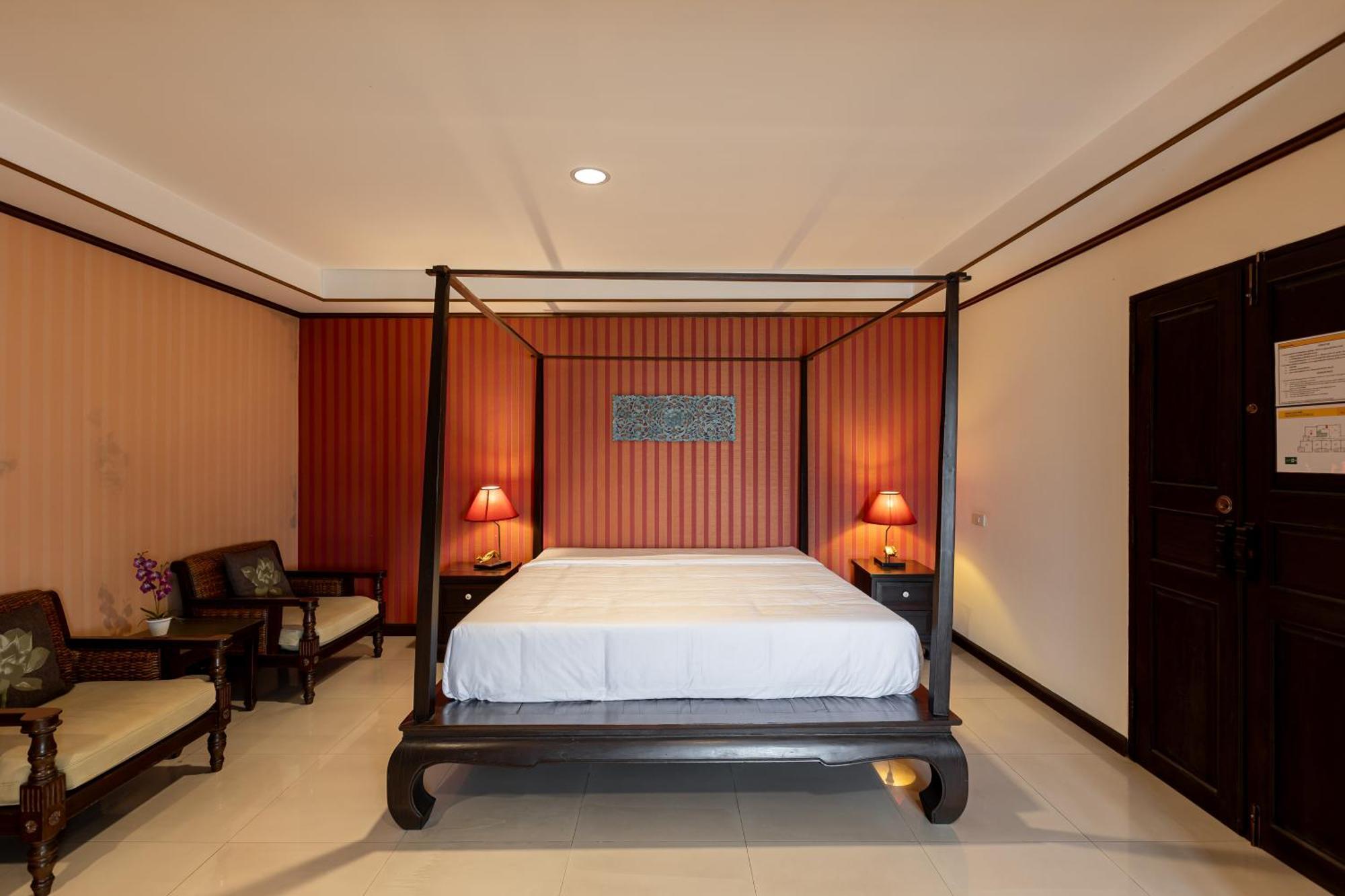 Na Thapae Chiangmai Hotel เชียงใหม่ ภายนอก รูปภาพ