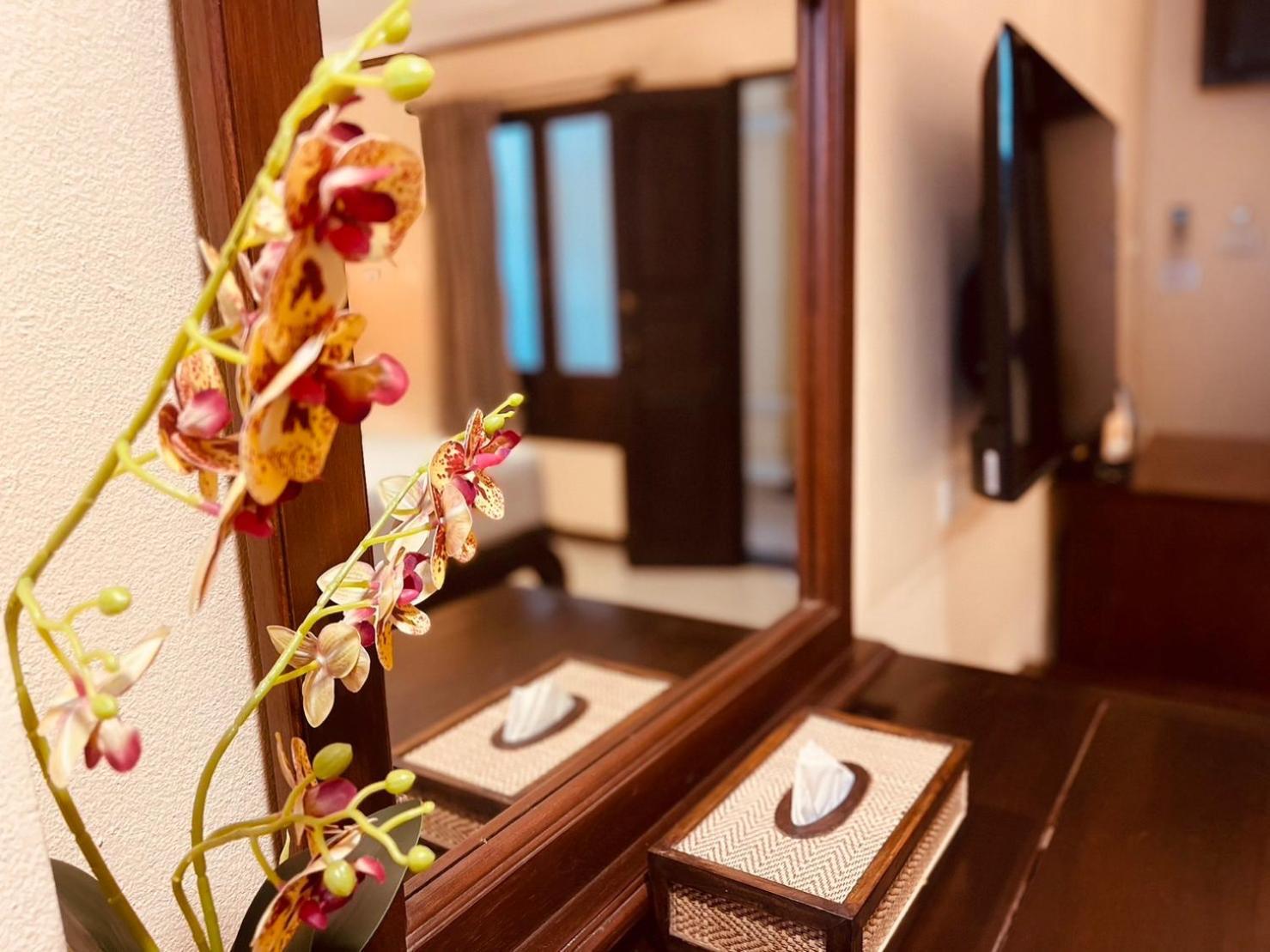 Na Thapae Chiangmai Hotel เชียงใหม่ ภายนอก รูปภาพ